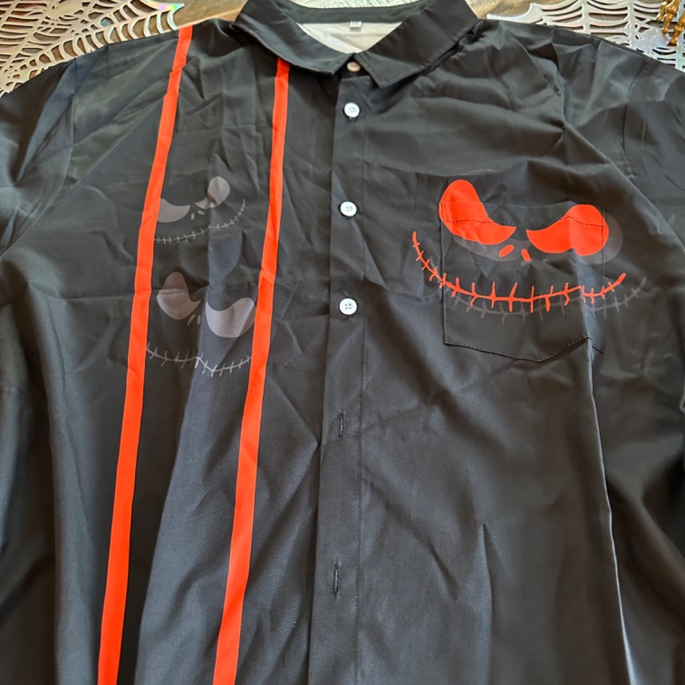 HALLOWEEN π Menβs button up shirt- NEWππ₯π»πΉπ€‘π€π½ - Picture 8 of 8